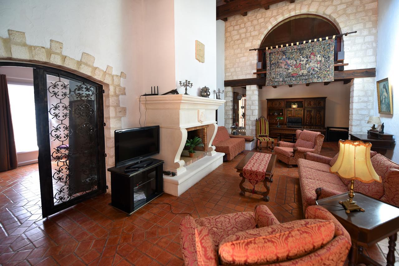 Domaine De Foresta بونيفَسْيو المظهر الخارجي الصورة